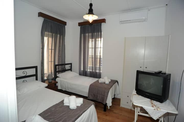 Crecian Water Front Appartement Aigeira Buitenkant foto